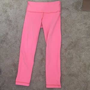 Limited Edition Color Lulu Crops